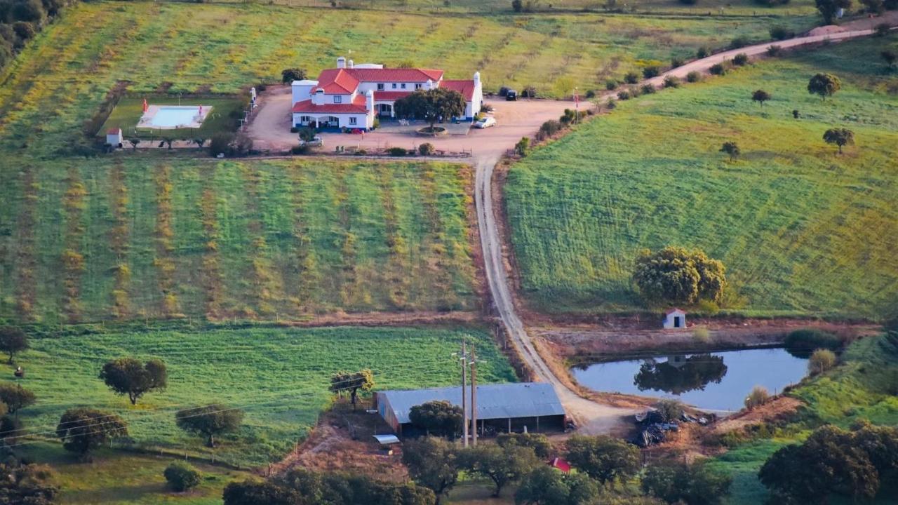 Herdade Dos Barros Vendégház Terena Kültér fotó